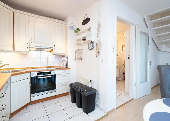 Atlantic Whg 37, Ferijentied *